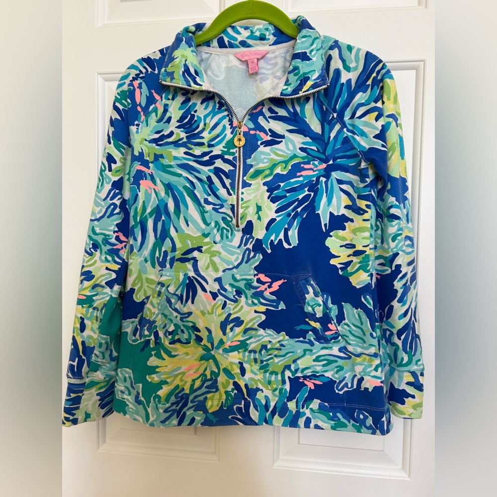 Vibrant Leaf Print Long Sleeve Top